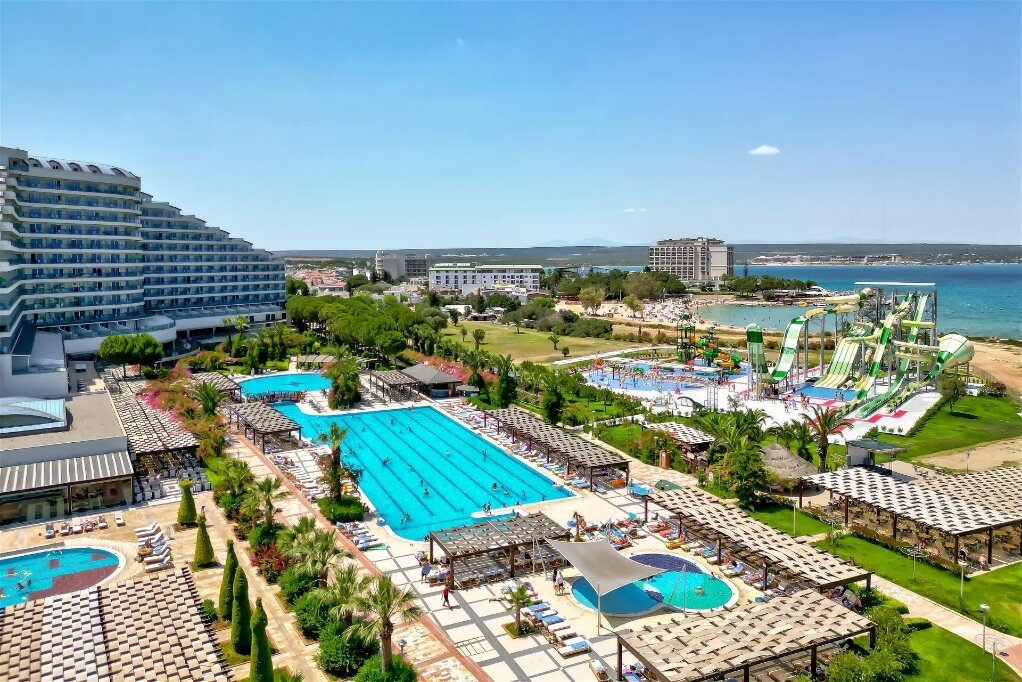 Venosa Beach Resort & Spa havadan görünüm