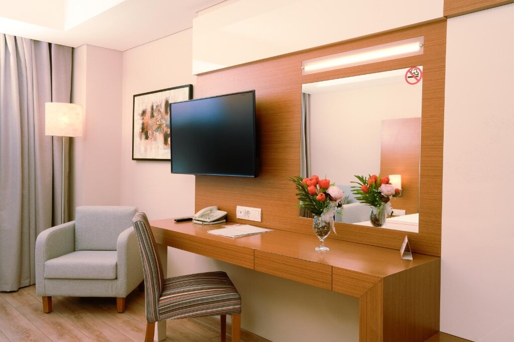 Zemin Kat Oda – Bahçe Erişimli 3